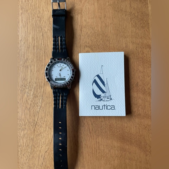 Rare Nautica Analog Alarm Chronograph Timepiece - Picture 5 of 5
